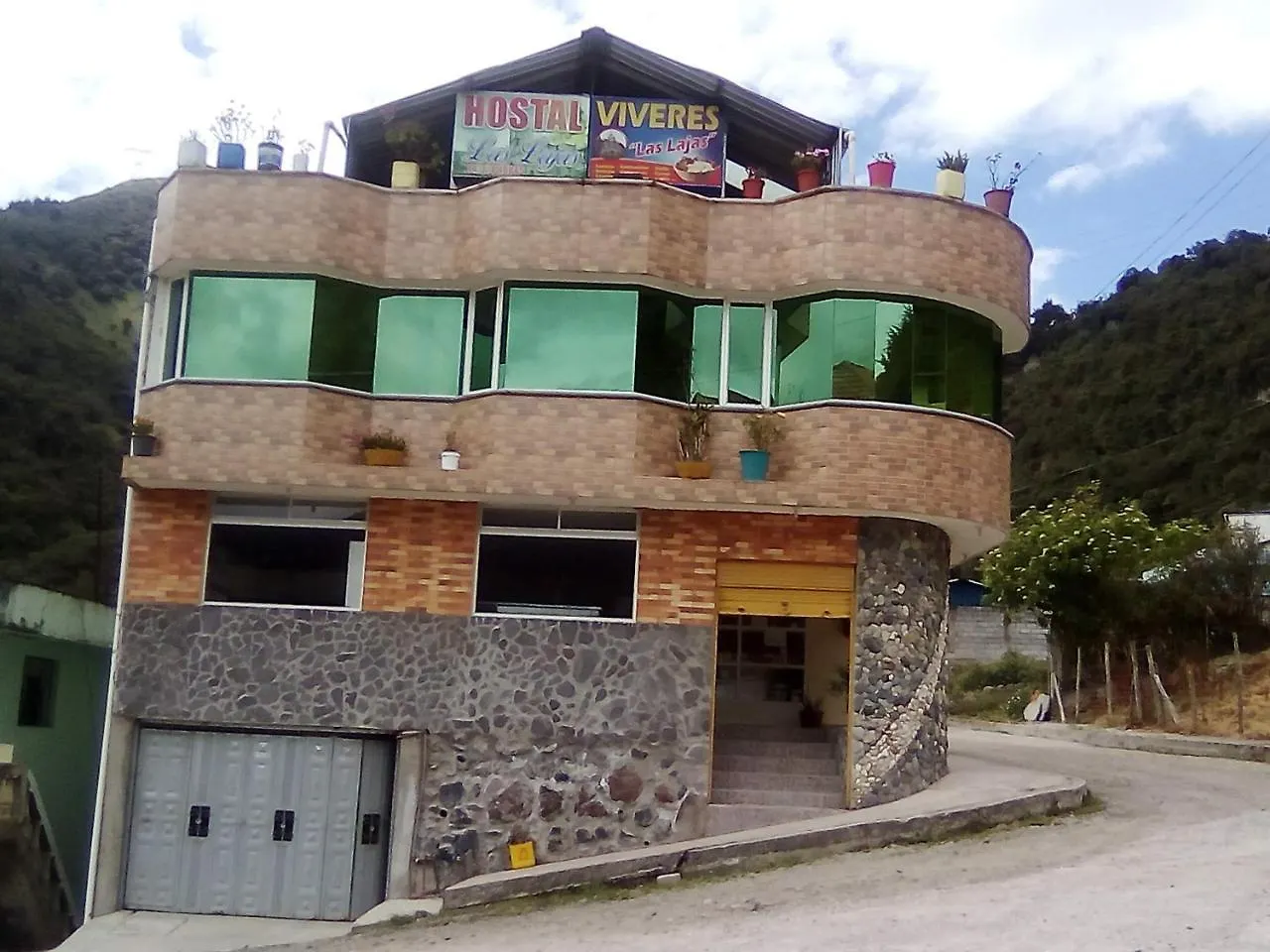 Hostal Las Lajas 키토